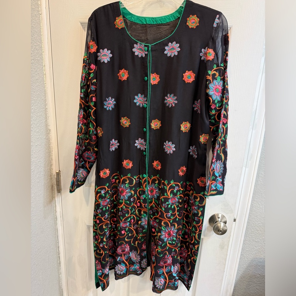 Indian Punjabi summer georgette Black Floral Embroidered Long Sleeve Kurta